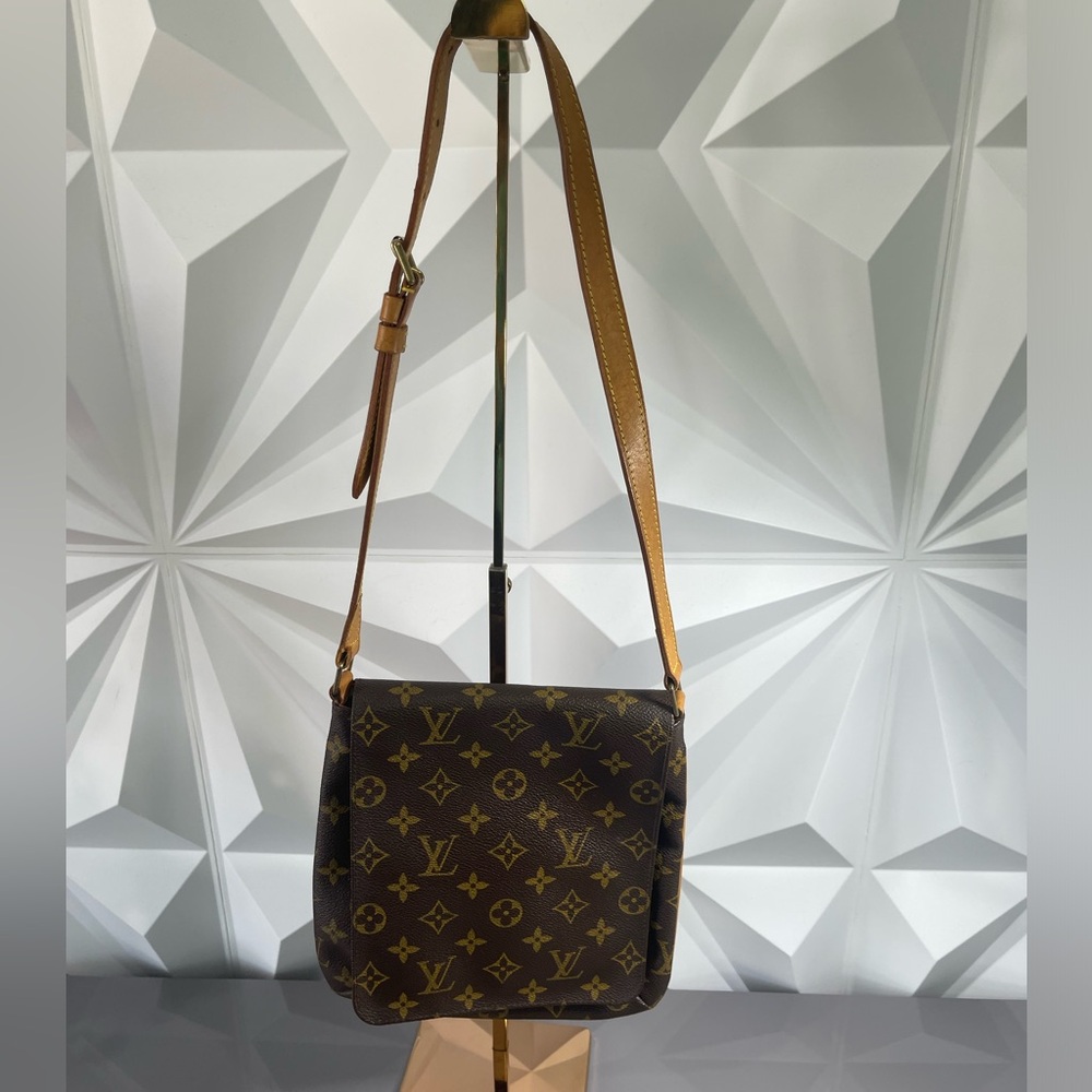 🌟Authentic🌟 Louis Vuitton Monogram Mussette Salsa Shoulder Bag in VGC